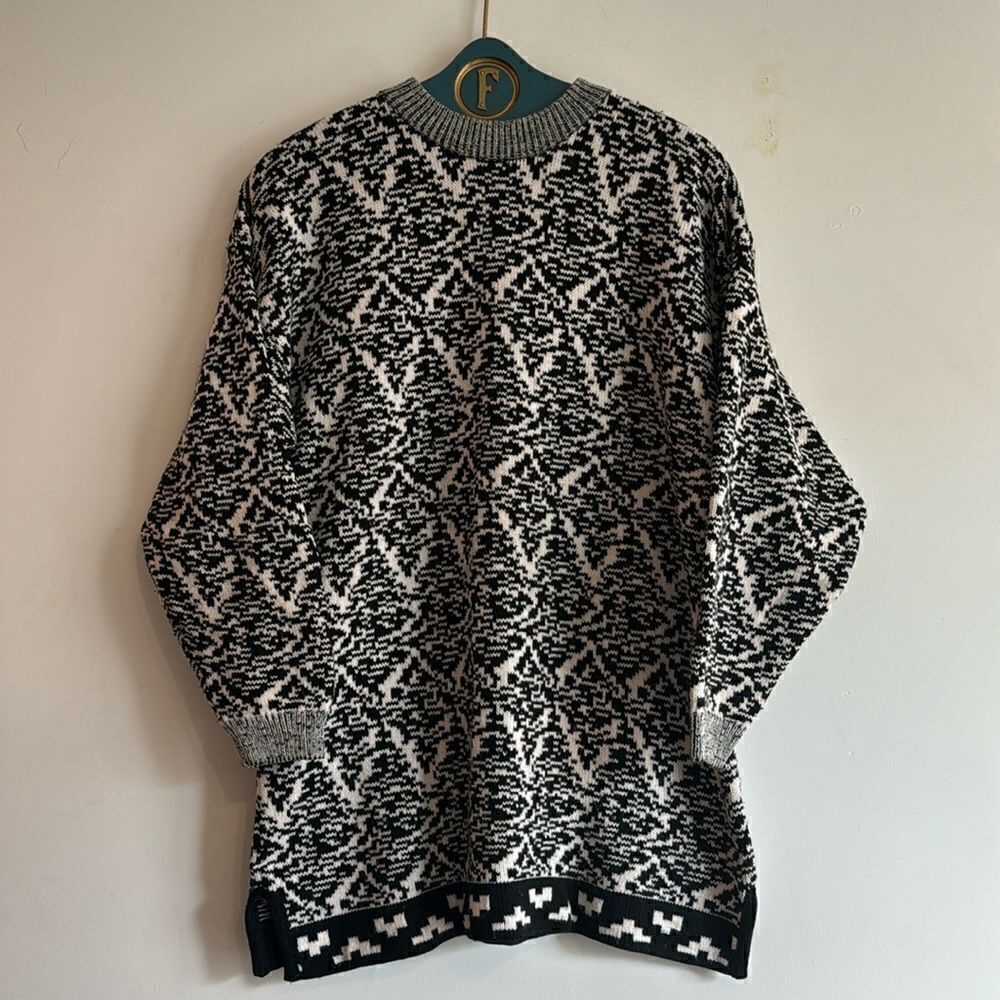 Organically Grown Hand Knit Sweater Vintage - M